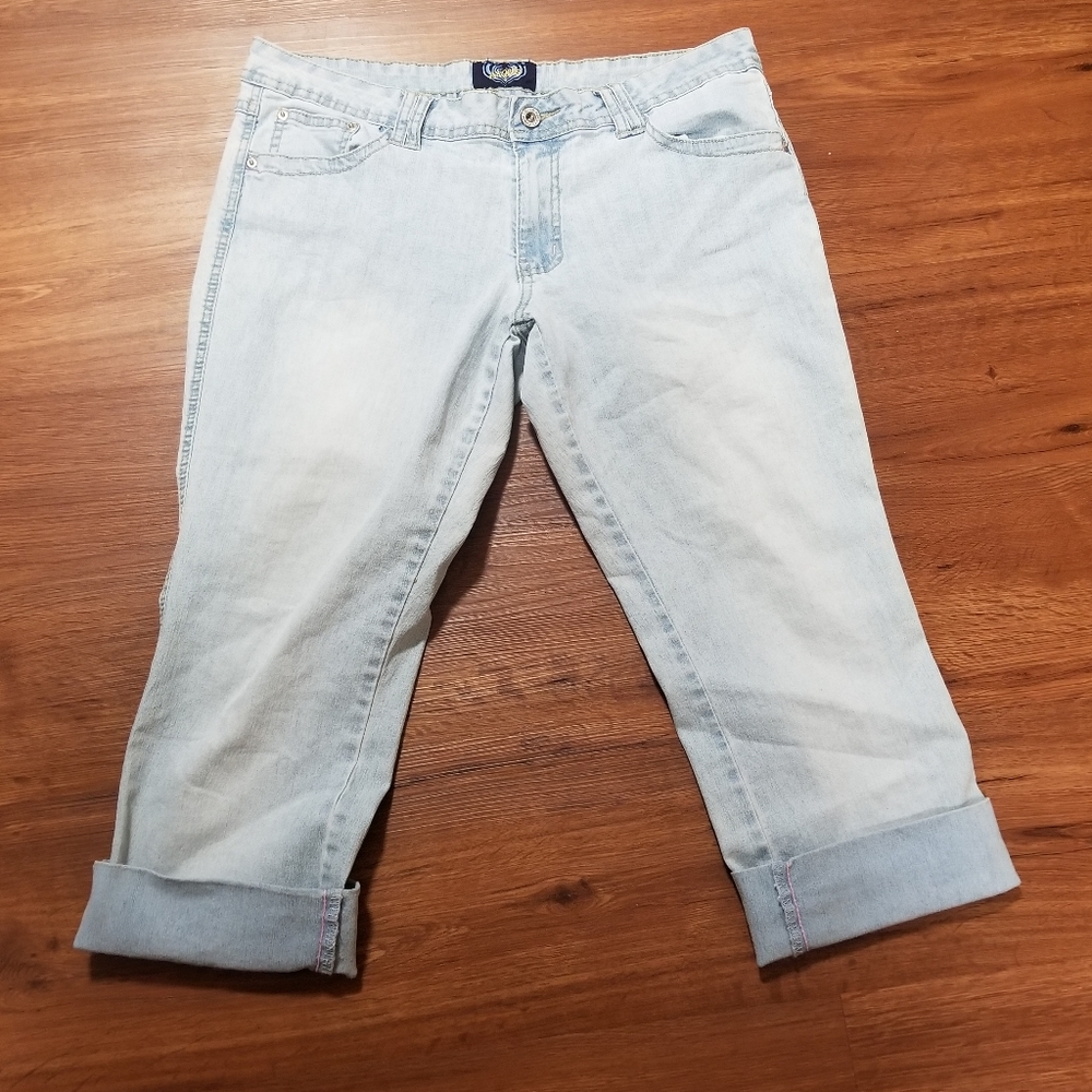 10% OFF Angels Jean Caprise
